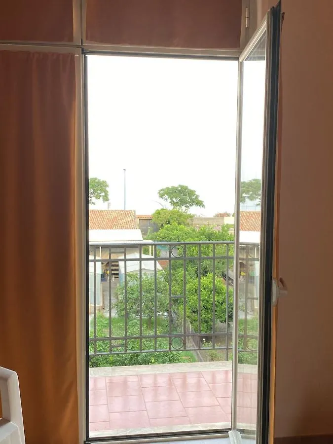 ** Bed and Breakfast Gr B&B Ali Terme Ιταλία