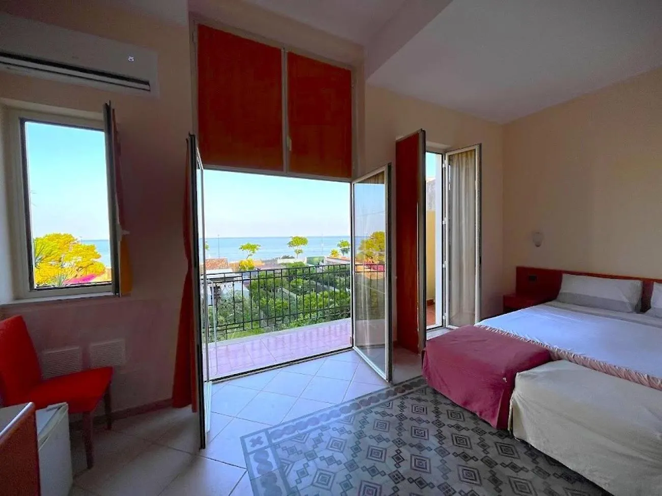 Gr B&B Alì Terme Bed & Breakfast