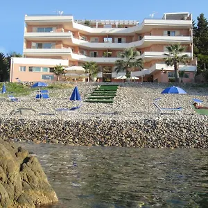 La Scogliera Blu Aparthotel